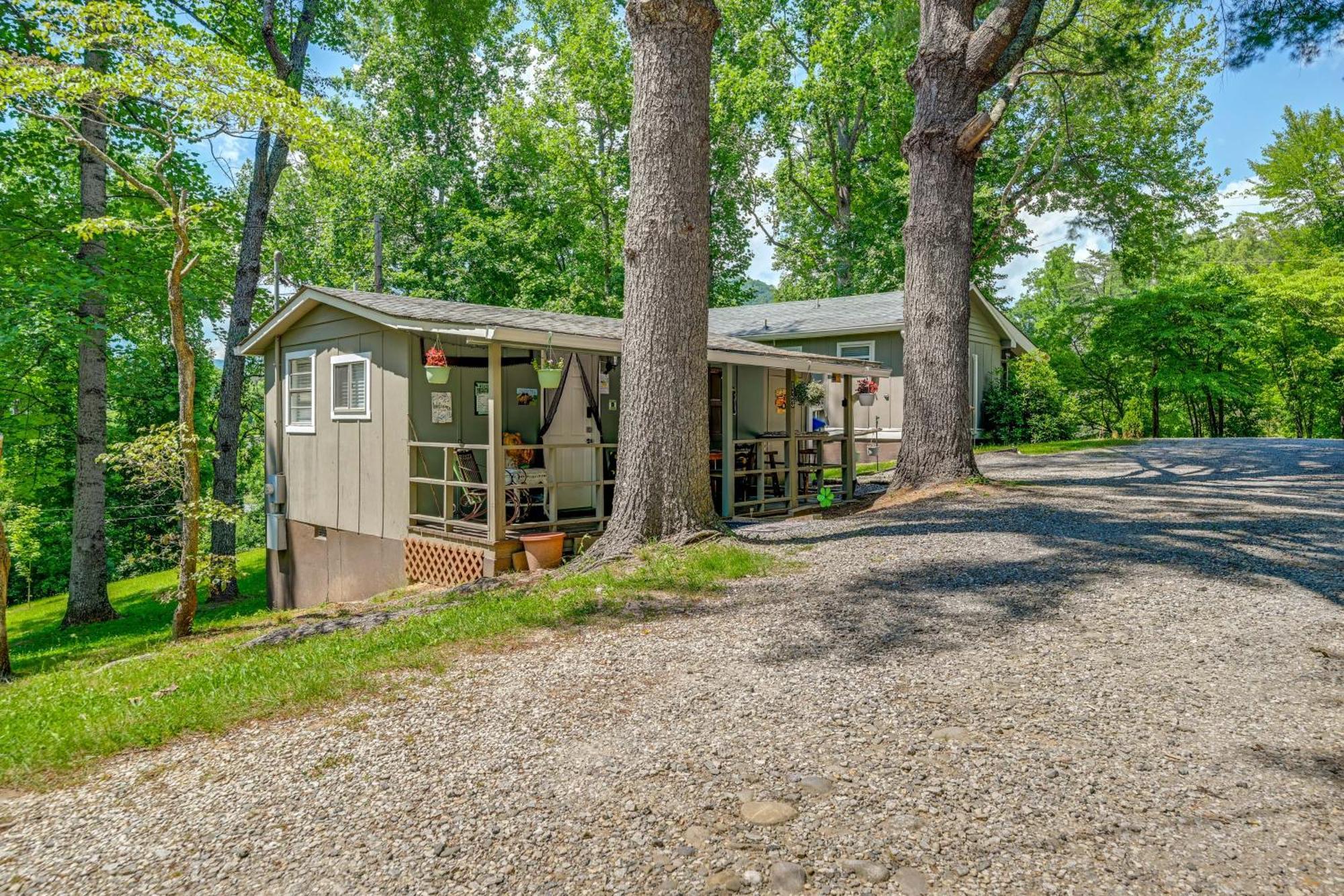 Pet-Friendly Vacation Rental Cabin In Whittier Exterior foto
